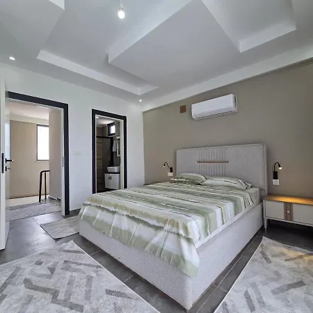 Peaceful Vacation, Luxury Detached 别墅 *